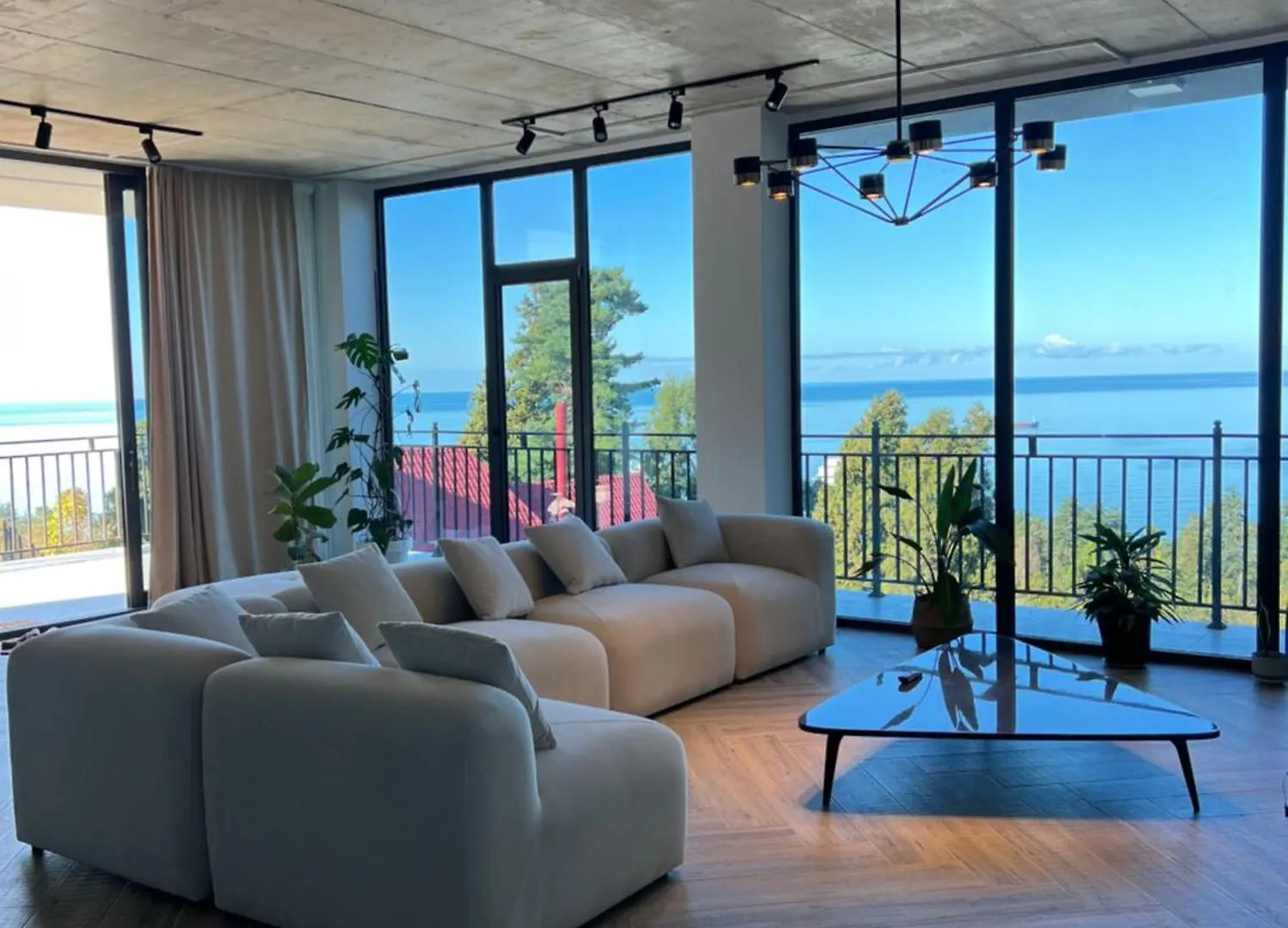 Villa Sea Breeze Batumi 0*,